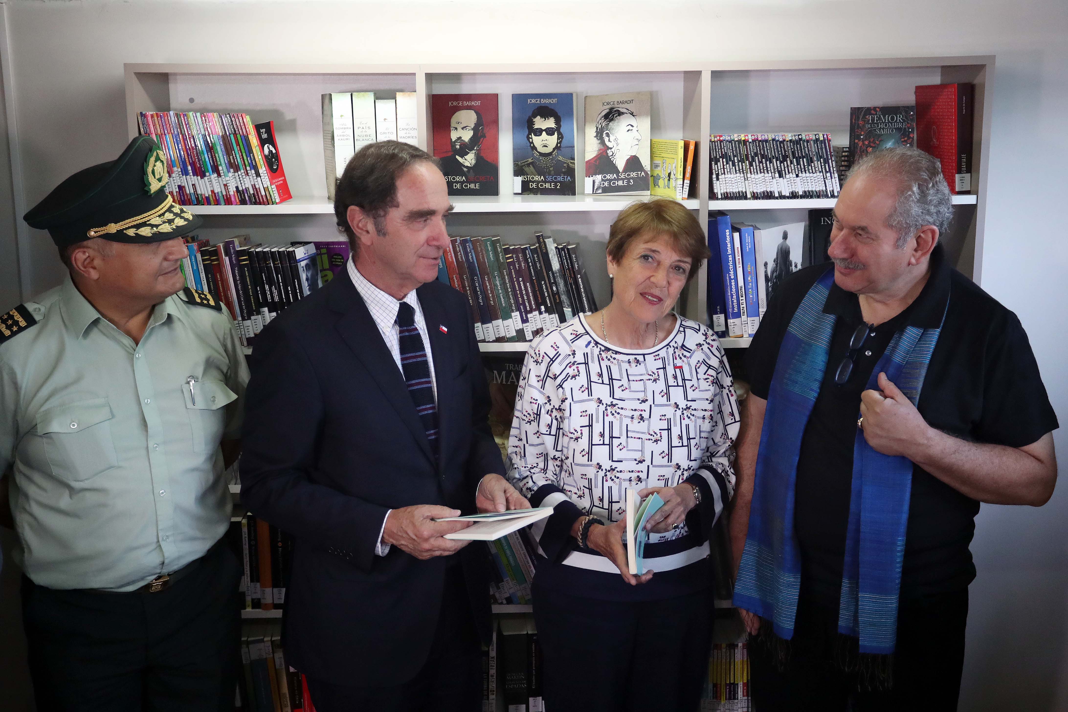 Ministra Vald S Inaugura Biblioteca En La Ex Penitenciar A De Santiago